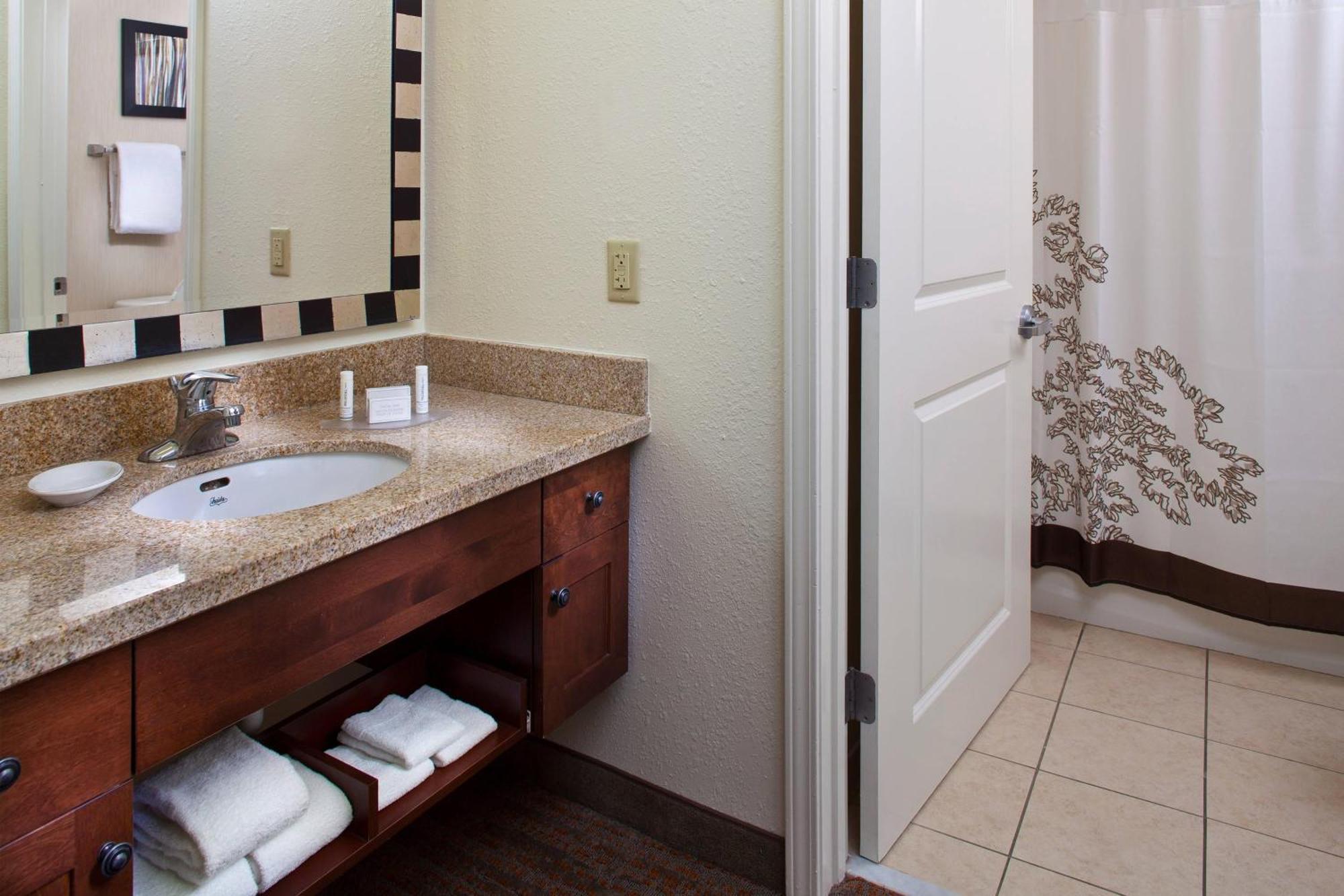 Residence Inn By Marriott Tallahassee Universities At The Capitol Exteriör bild