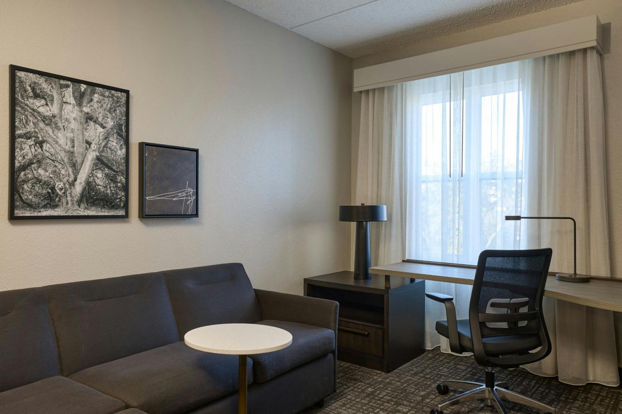Residence Inn By Marriott Tallahassee Universities At The Capitol Exteriör bild